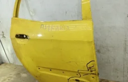 Двери для Kia Picanto 2008 года на фотографиях