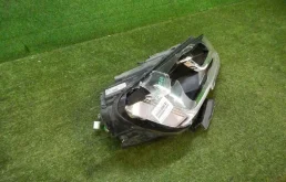 Фары для Volkswagen Touareg 2015 года на фотографиях