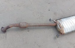 Выхлопная система в сборе для Toyota RAV4 на фотографиях