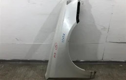 Крыло правое для Subaru Legacy 2009 года на фотографиях