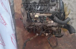 Двигатель без навесного для Ford Ranger 2010 года на фотографиях