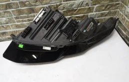 Фары для Land Rover Range Rover Evoque 2014 года на фотографиях