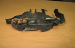 Замок капота для Nissan Tiida C11 Хэтчбек 2007-2014