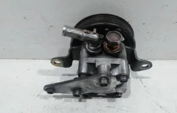 Насос ГУР для Nissan X-Trail на фотографиях