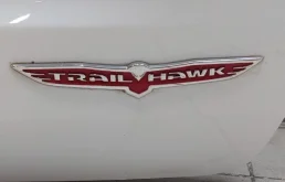 Двери для Jeep Grand Cherokee 2011 года на фотографиях