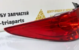 Фонарь левый для Hyundai Solaris 2011 года на фотографиях