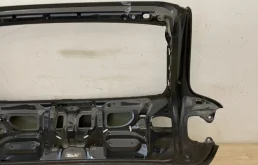 Дверь багажника для Audi Q7 2008 года на фотографиях