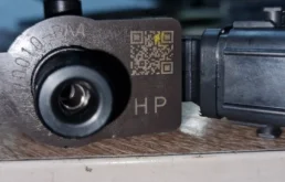 Форсунка топливная для Volvo XC90 2016 года на фотографиях