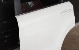 Дверь задняя левая для Subaru Forester на фотографиях