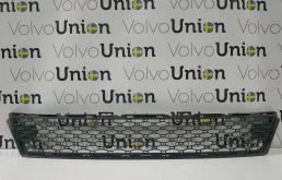 Бампер для Volvo XC70 2015 года на фотографиях