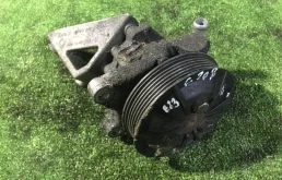 Насос ГУР для BMW X3 2006 года на фотографиях