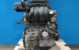 Двигатель без навесного для Nissan March на фотографиях