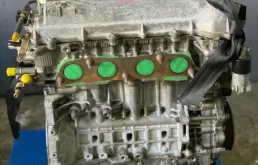 Двигатель без навесного для Toyota Opa 2004 года на фотографиях