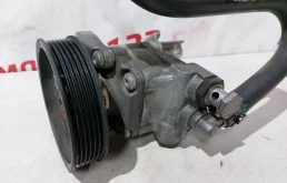 Насос ГУР для BMW X3 2006 года на фотографиях