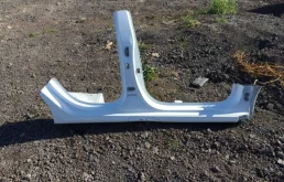 Порог правый для Hyundai Solaris 2020 года на фотографиях