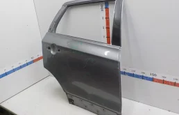 Двери для Suzuki SX4 на фотографиях