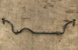 Стабилизатор поперечной устойчивости передний для Suzuki Grand Vitara 2008 года на фотографиях