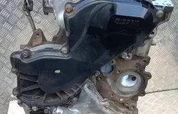 Двигатель для Nissan Navara на фотографиях