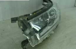 Фары для Toyota Highlander 2018 года на фотографиях