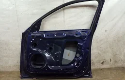 Дверь передняя правая для Audi A4 2015 года на фотографиях