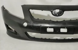 Бампер для Toyota Corolla 2007 года на фотографиях