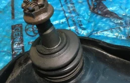 Рычаг передний правый верхний для Lexus LX на фотографиях