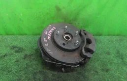 Кулак поворотный правый для Toyota Corolla на фотографиях