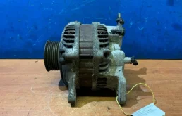 Генератор для Nissan Pathfinder 2007 года на фотографиях