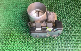 Дроссельная заслонка для Skoda Rapid 2015 года на фотографиях