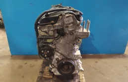 Двигатель без навесного для Mazda CX 5 2022 года на фотографиях