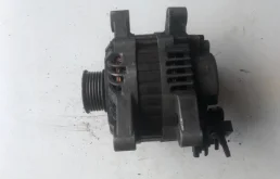 Генератор для Citroen Berlingo 2013 года на фотографиях