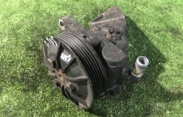 Насос ГУР для BMW X3 2006 года на фотографиях