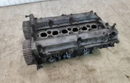 ГБЦ для Mitsubishi Pajero 2001 года на фотографиях