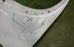 Крыло правое для Audi Q3 2011 года на фотографиях