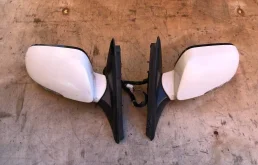 Стекла и зеркала для Honda Accord 2002 года на фотографиях