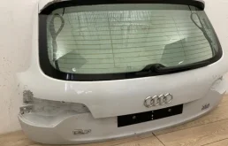 Дверь багажника для Audi Q7 на фотографиях