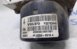 Блок ABS для Volvo XC90 2012 года на фотографиях