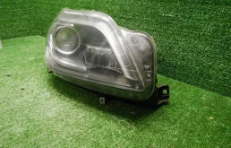 Фара правая для Mercedes-Benz GL class на фотографиях