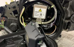 Фара правая для Volvo C30 2007 года на фотографиях