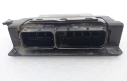 Блок управления двигателем для Volkswagen Polo 2023 года на фотографиях