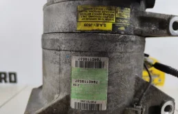 Компрессор кондиционера для Volvo C30 2008 года на фотографиях