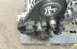 Проводка моторного отсека для Volvo XC90 2010 года на фотографиях