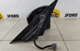 Зеркало боковое правое для Land Rover Range Rover 2012 года на фотографиях