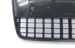 Решетка радиатора для Audi Q7 2014 года на фотографиях