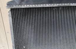 Радиатор охлаждения ДВС для Honda Civic 2010 года на фотографиях