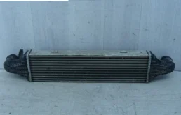 Интеркулер для Mercedes-Benz C class 2012 года на фотографиях