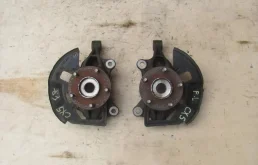 Кулак поворотный правый для Mazda CX 5 2019 года на фотографиях