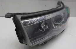 Фары для Toyota Highlander на фотографиях