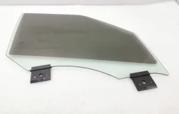 Стекло двери переднее правое для Land Rover Range Rover на фотографиях