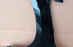 Крыло левое для Suzuki Grand Vitara 2016 года на фотографиях